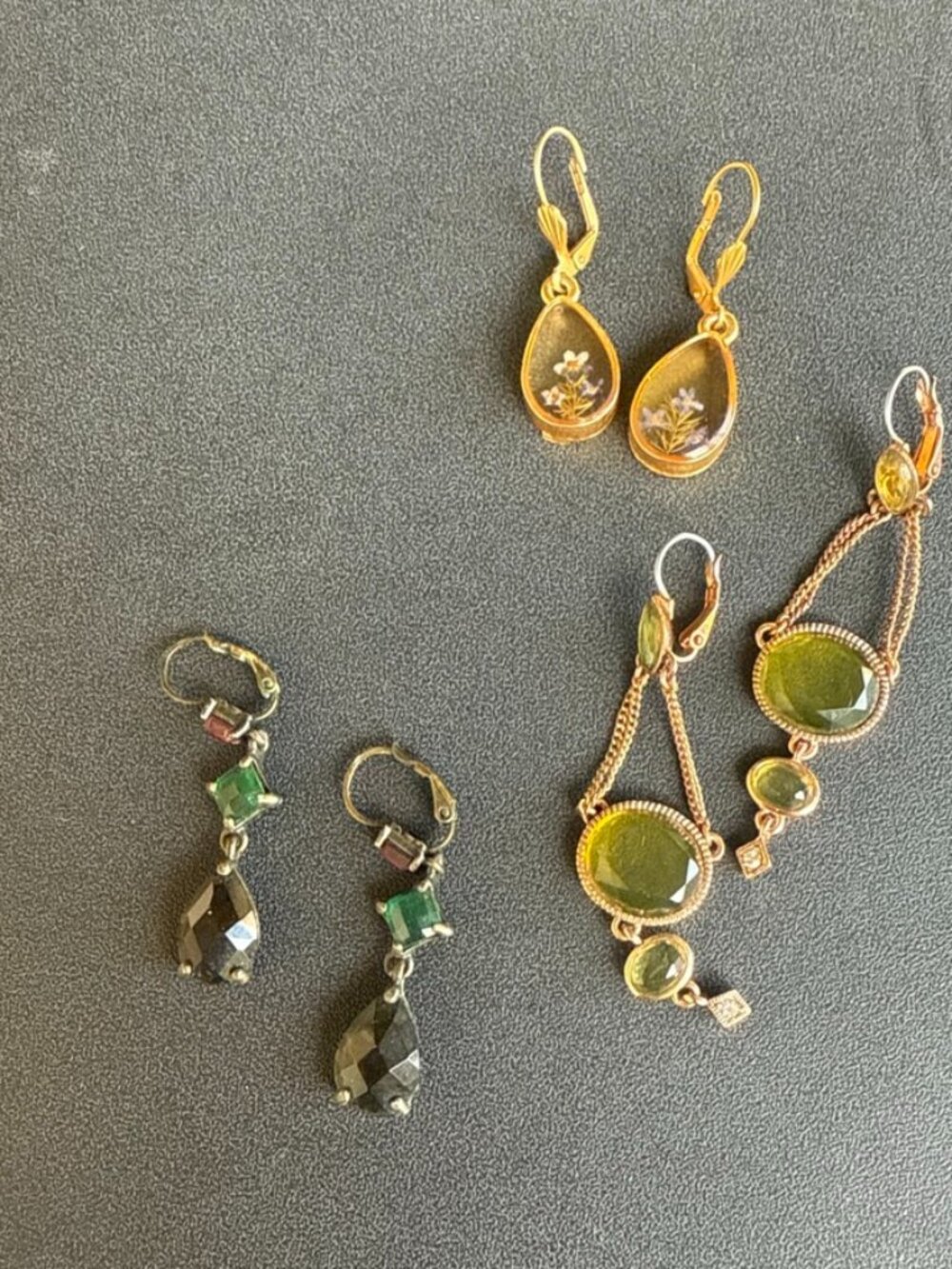 VTG Mixed Lot Of 3 Pairs Of Earrings Dried Flowers Lever Backs